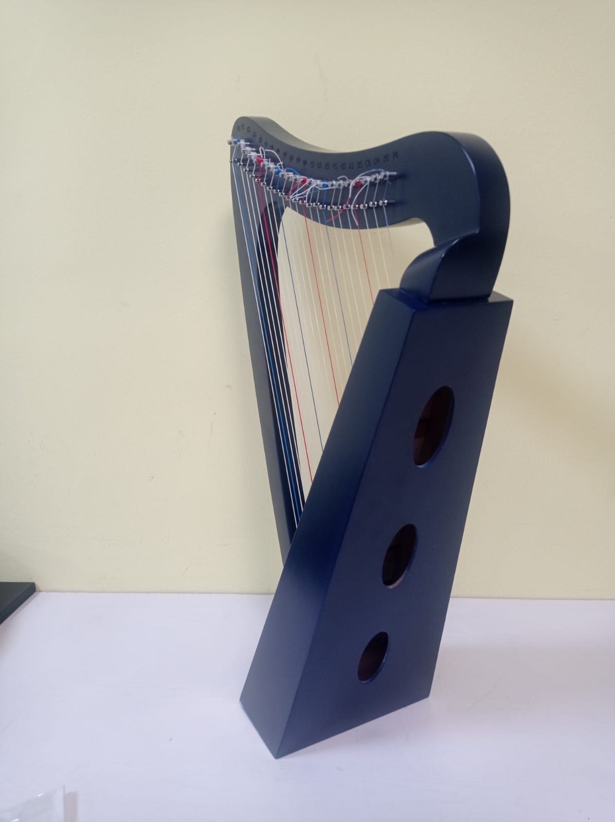 Arpa Lira da 23 corde